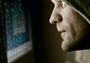 Dünya güvenlik pazarının en büyük oyuncusu Hacker’lara yenildi mi?