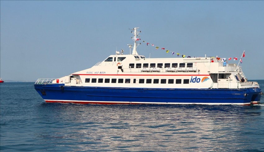 İstanbul'da deniz ulaşımına hava muhalefeti engeli