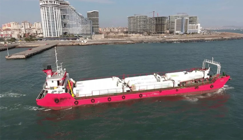 İstanbul'da denizi kirleten ro-ro gemisine 13 milyon lira para cezası