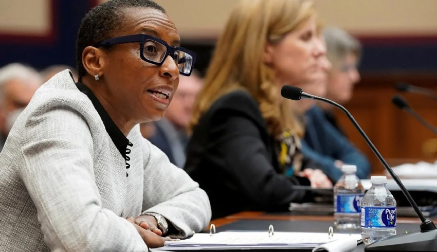 İstifaya zorlanan Harvard Üniversitesi Rektörü'ne öğretim üyelerinden destek