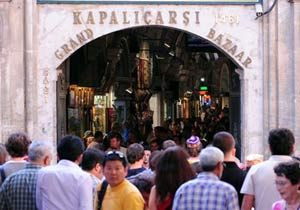 Kapalıçarşı'ya çatıdan girip 60 kilo altın çaldılar