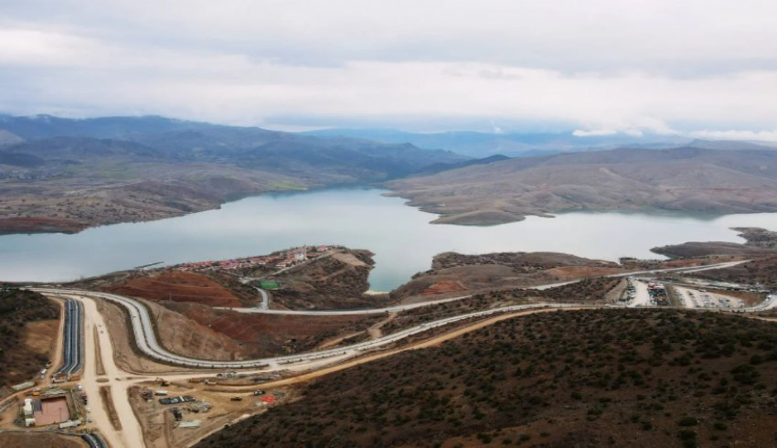 Kayıp madenciler için seferberlik sürüyor