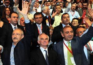 Baykal'ın kadrosundan, CHP MYK'da kimse kalmadı