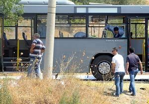 Foça'da askeri araca saldırı