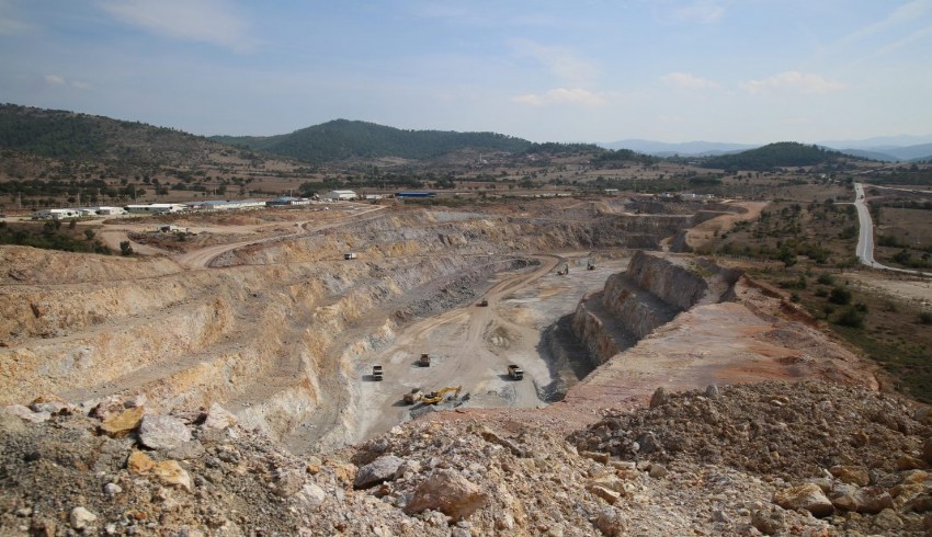 Maden projeleri köylüyü bitirdi