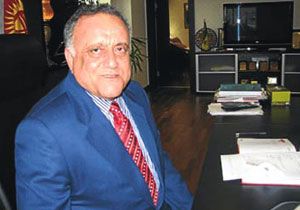 Polis takibindeki işadamı 4 bakanlı zirveye katılmış!