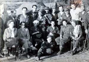Marilyn Monroe, Türk askerî üniforması giymiş