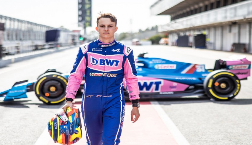McLaren, Oscar Piastri'nin kontratını uzattı