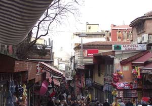 Eminönü'ndeki tarihi han da otel oluyor