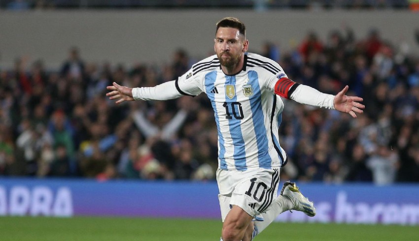 Messi'nin sözleşme 'peçete'si 300 bin dolardan açık artırmaya çıkacak