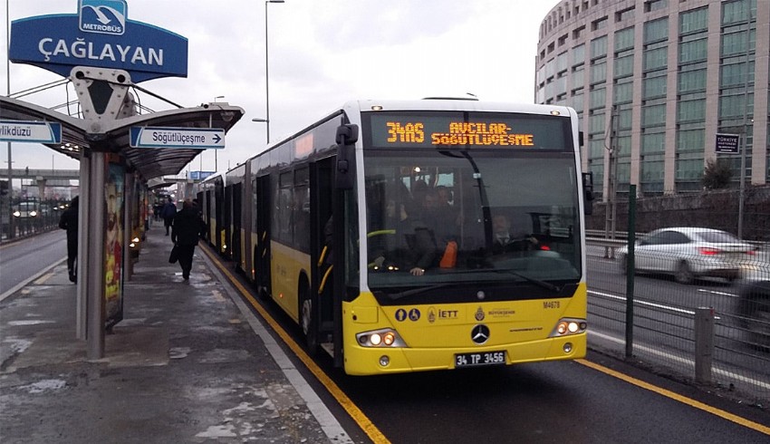 Metrobüste yolcunun yaralanmasına neden olan şoföre 1 yıl hapis istemi