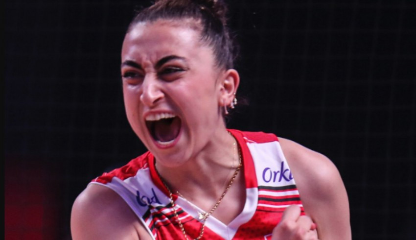 Milli voleybolcu Elif Şahin, yarınki final maçını değerlendirdi
