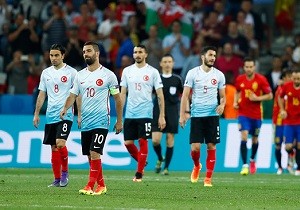 Bir türlü başlayamadık: İspanya gol şov yaptı
