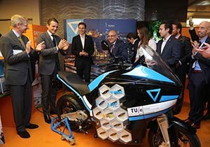 Dünyanın ilk elektrikli uzun yol motosikleti Türkiye'de