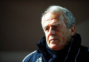 Mustafa Denizli'nin oteli Çeşme'de hizmete girdi