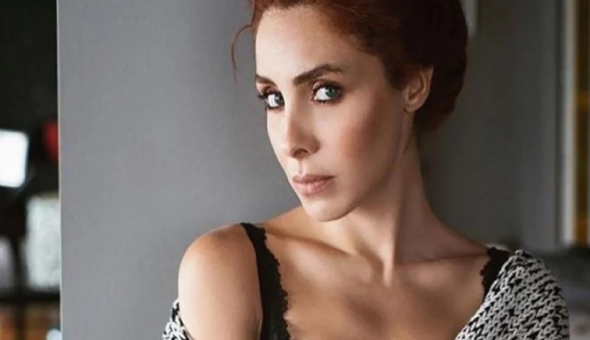 Oyuncu Nur Fettahoğlu yeni saç rengi ve modeliyle 'bambaşka' oldu