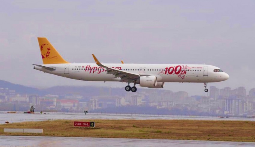 Pegasus'un 100'üncü yıl uçağı 'Cumhuriyet' böyle karşılandı