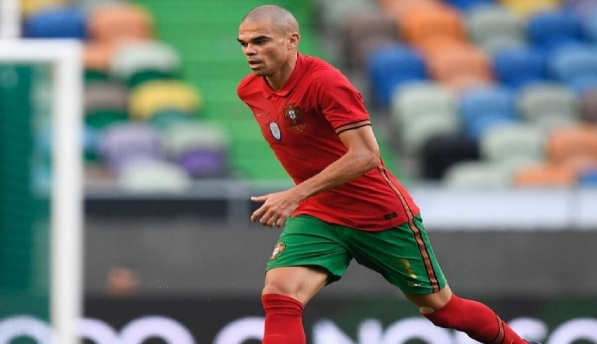 Pepe, UEFA Şampiyonlar Ligi tarihinin gol atan en yaşlı futbolcusu oldu