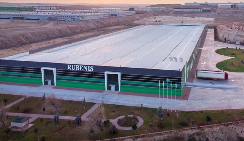 Rubenis Tekstil en büyük boya ve apre fabrikasını faaliyete aldı