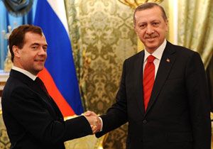 Rusya ile vizesiz süre iki aya çıkacak