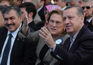 Sabancı’ya 106 vekil adayı başvurdu