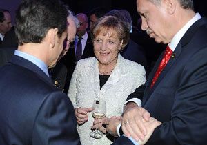 Erdoğan; Merkel ve Sarkozy ile görüştü