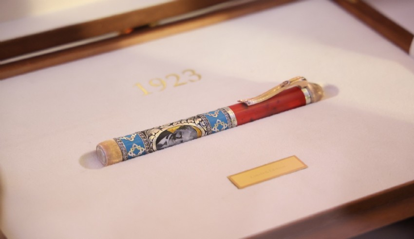 Scrikss'ten 5 adet özel üretim '1923' kalemi