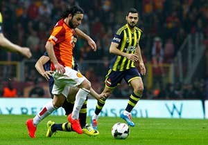 Passolig ısrarı derbiyi de vurdu