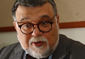 Ünlü Profesör: Dışkıyı ben bal gibi yerim...