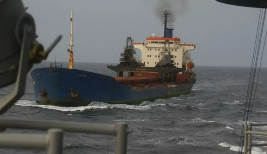 Somali açıklarında korsanlar yük gemisi kaçırdı