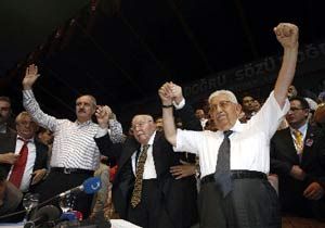 Erbakan yanlıları 626 imza arıyorlar