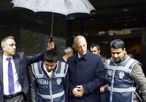 Faruk Süren çeteye rüşvet vermiş