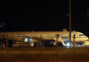 Uçaktan füze rampası çıktı