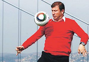 Gol kralı Tanju'ya TOKİ'den altın gol