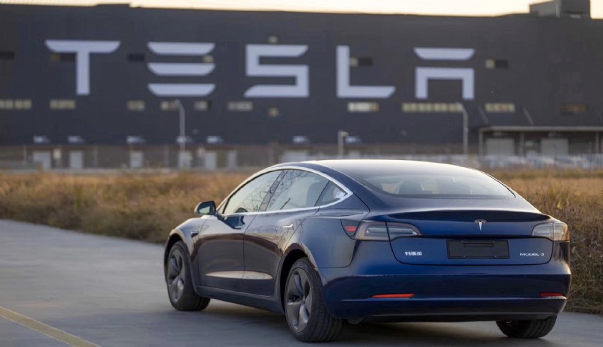 Tesla otomobillerini 3D yazıcıdan yapacak