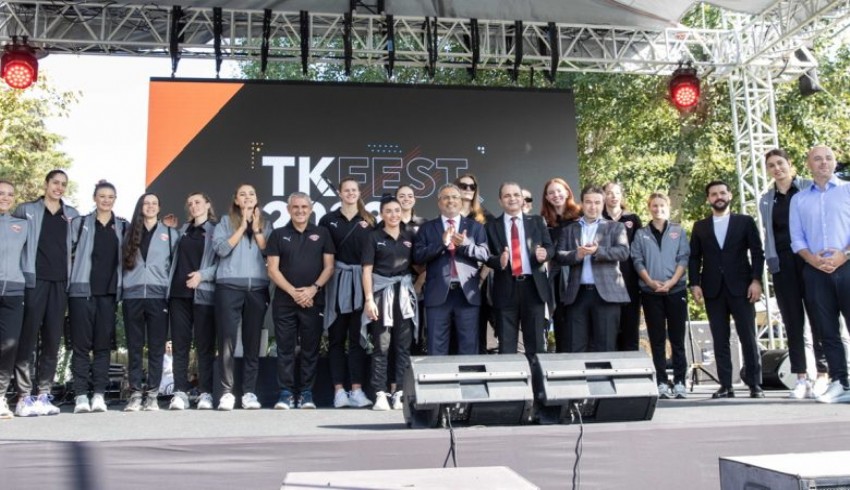 THY Kadın Voleybol Takımı THY etkinliğine katıldı