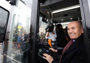 Kadir Topbaş'ın ihalesiz alımdan 3 yıl hapsi isteniyor