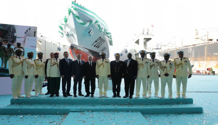 Dearsan'ın yaptığı Nijerya'nın ilk açık deniz karakol gemisi denize indirildi