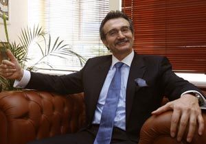 Tüzmen hangi şirkete yönetim kurulu üyesi oldu?