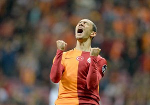 Umut Bulut patlamada babasını kaybetti