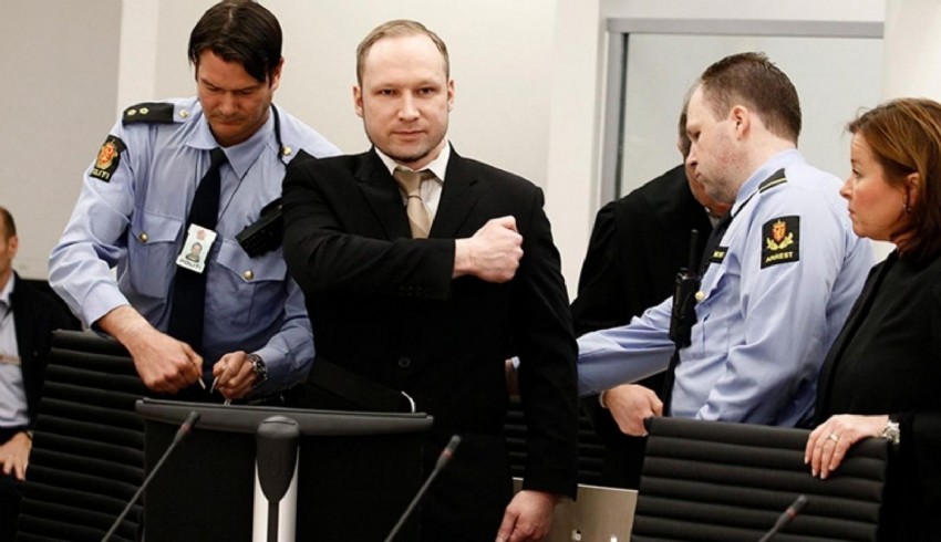 Utoya Adası canavarı Breivik "İnsan Hakları" davası açtı