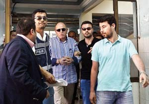 Ali Fuat Yılmazer dahil 12 polis tutuklandı: İşte tutuklanan isimler